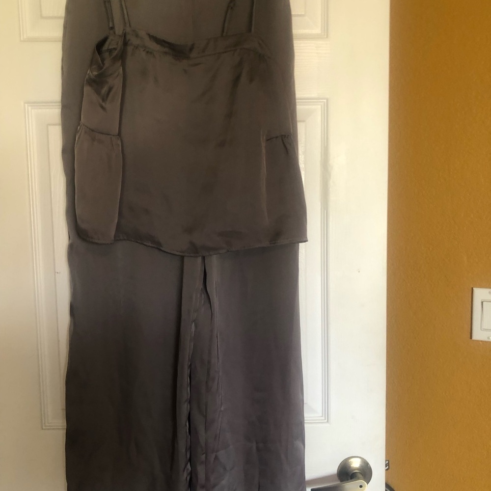 House of Harlow Silky Gray Two-Piece Pant Set NWOT